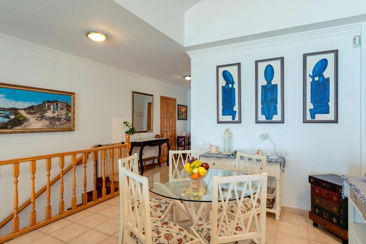 Villa Marina II Beachfront Corralejo By Holidays Home Экстерьер фото